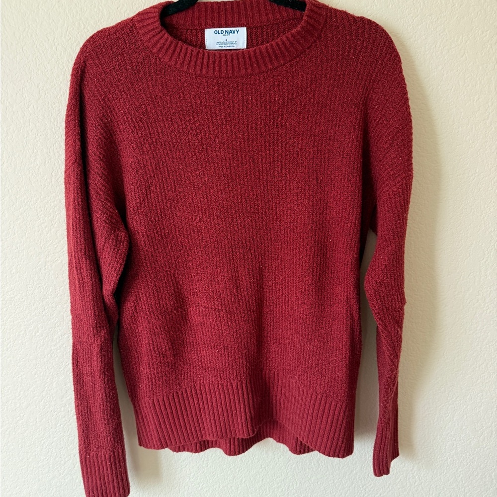 Old Navy Women's Burgundy Crew Neck Sweater